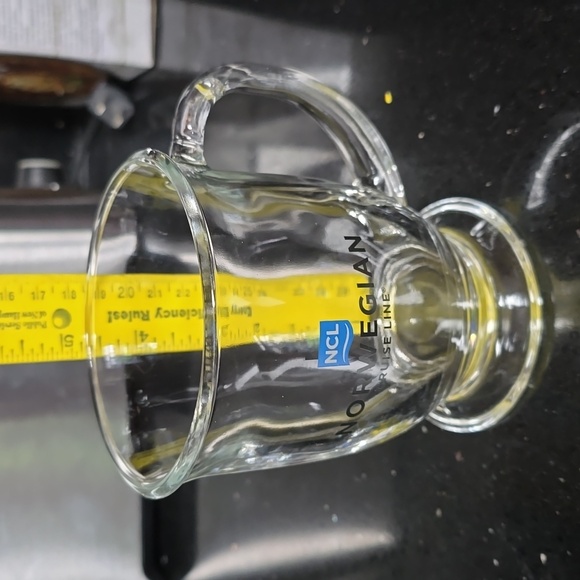 Vintage. Norwegian Cruise Line Oversized Coffee Mug - Picture 2 of 5